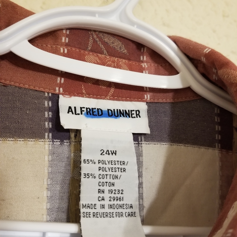 Alfred Dunner Button-Up - Picture 5 of 6